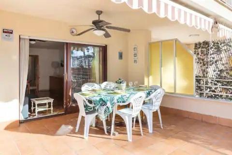 Sea front Apart. 2 Pools / 1ª linea. 2 piscinas Apartment Segur de Calafell Exterior foto